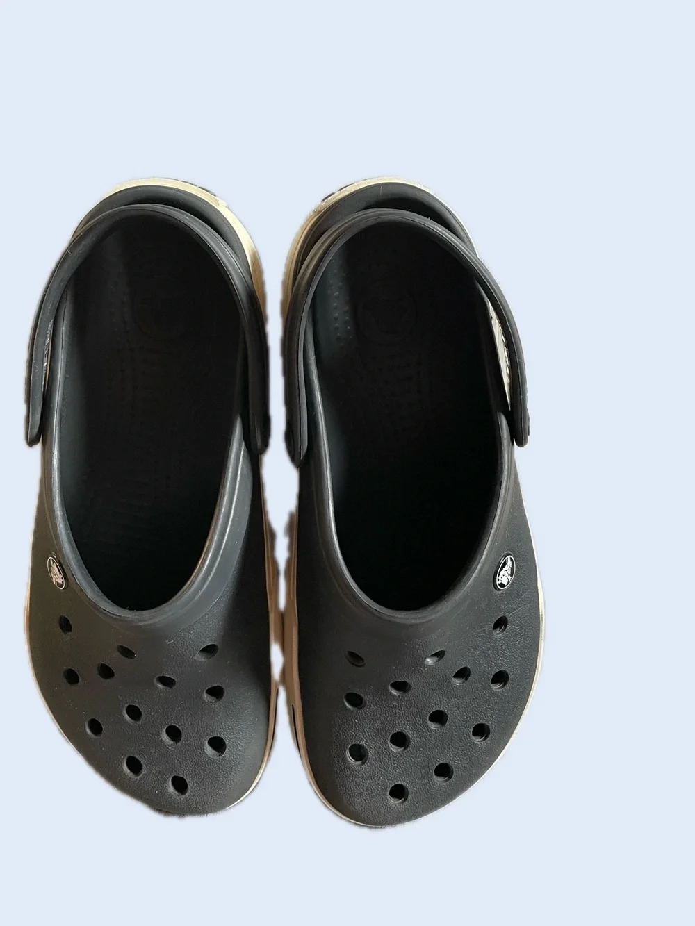 CROCS Unisex Blue Clog with White Midsole Trim & Strap (M: 7/W: 9)
